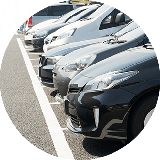 右側並んだ車